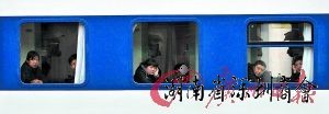 武广高铁列车降速运行