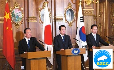 昨天,中国国务院总理温家宝、日本首相菅直人和韩国总统李明博在会后共同会见记者。新华社发