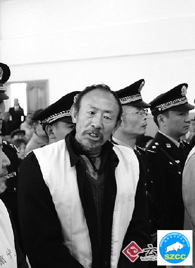 被告人王玉发:“我不服判决,我要上诉!”