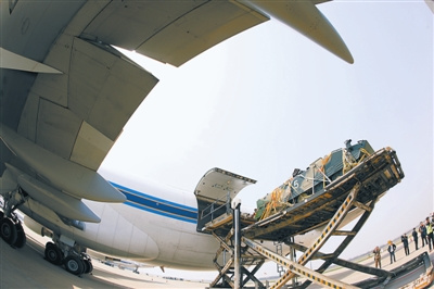 中国空军加速提升整建制远程立体投送能力(图)
