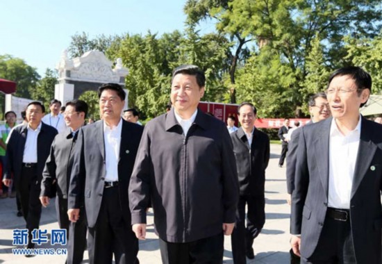习近平参加科普日活动强调更加关注食品安全(图)